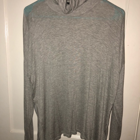 Forever 21 turtle neck sweater - Picture 1 of 2